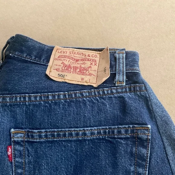 B sides Levi’s Vintage Lasso Bermuda Shorts - Picture 6 of 9